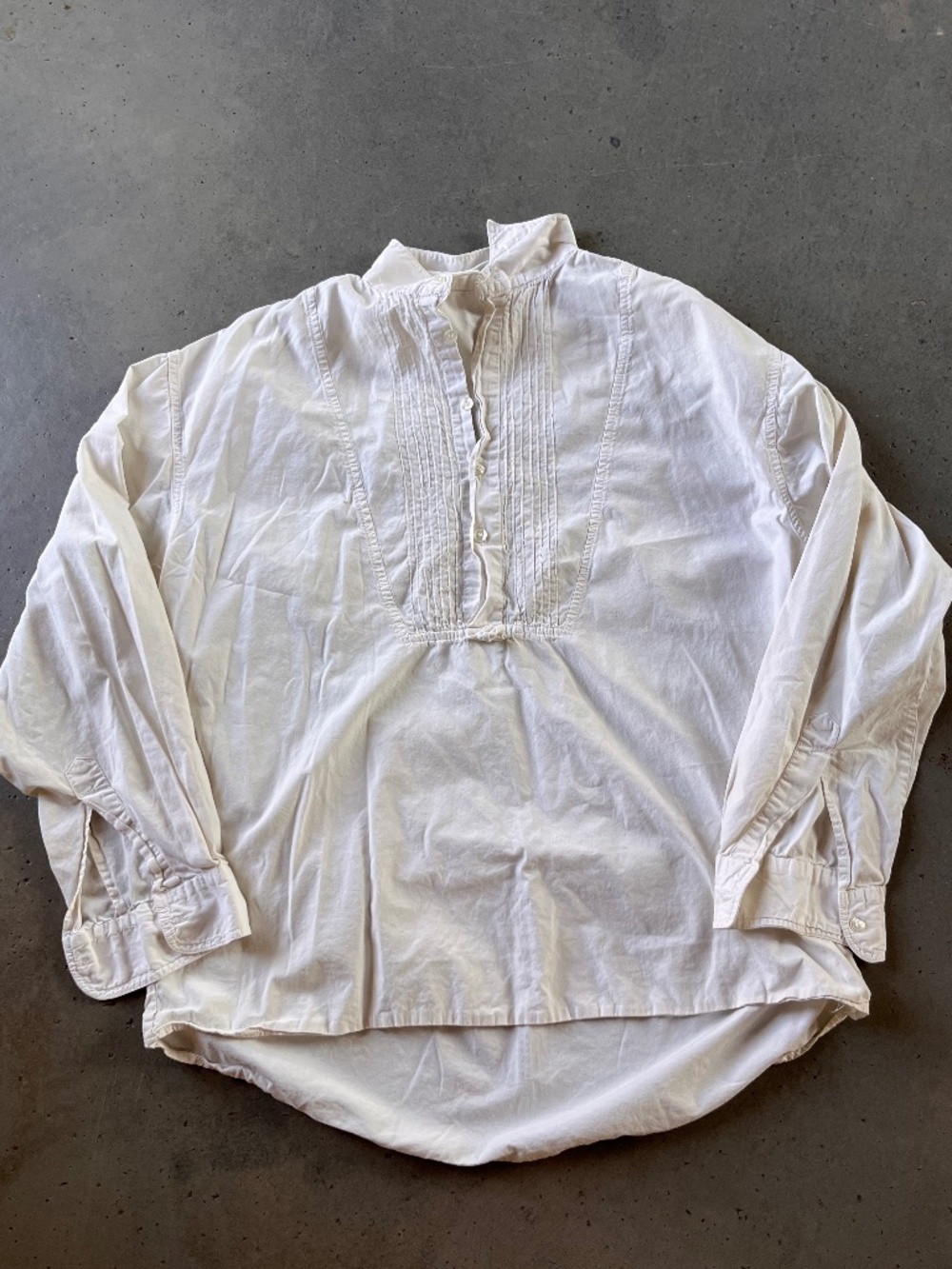 Vintage white cotton popover